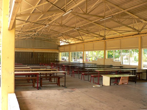 15- Salle d'etudes du lycee d'Uturoa 